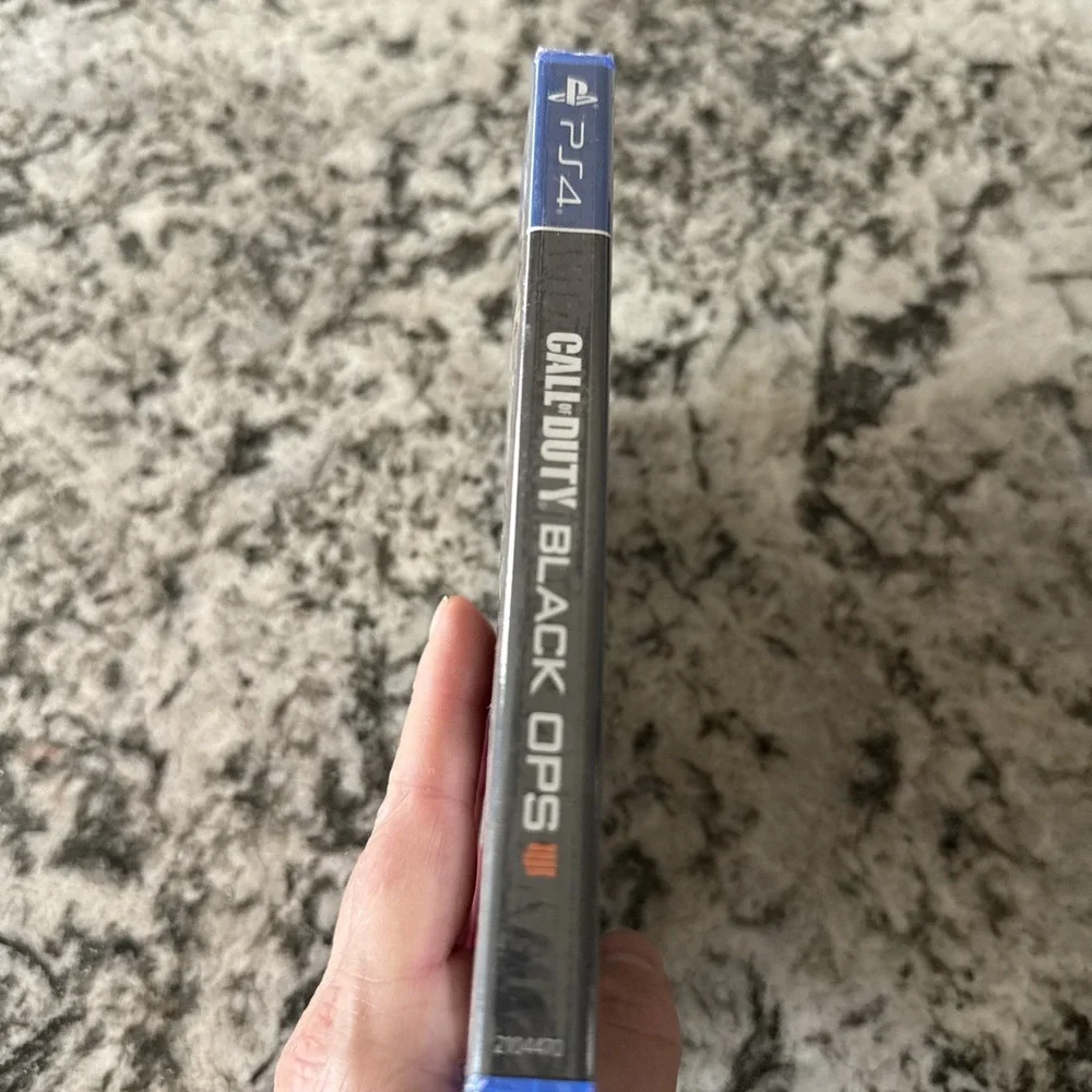 Brand NEW Factory SEALED, Call of Duty: Black Ops 4 IIII - PlayStation 4 PS4
